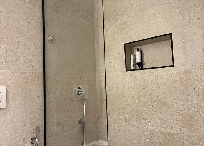 4seasonsgea , Cozy In Position , * טיראנה